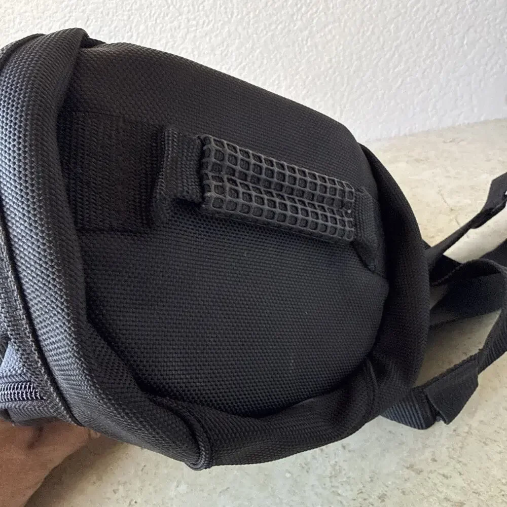 Tamrac 5683 Black Compact Camera Shoulder Bag